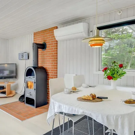 Hildegarde - 900m From The Sea By Interhome Feriehus *
