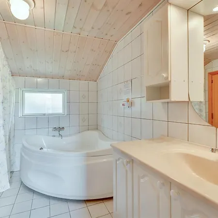 Feriehus Hildegarde - 900m From The Sea By Interhome